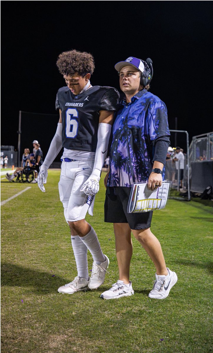 landonb_fball's tweet photo. Can’t wait to get back under those Friday night lights and coached up by ⁦@DrewInness⁩ https://t.co/lojElmK00q