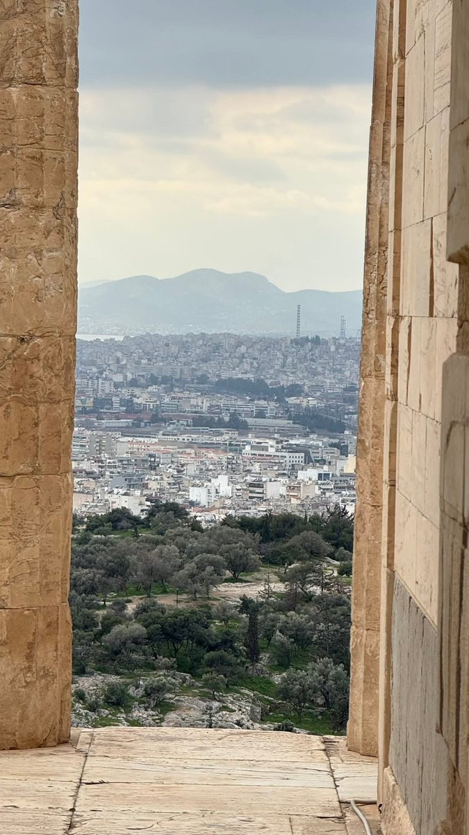 gdboymunna's tweet photo. Acropolis 🇬🇷 https://t.co/PwJJ48yxJV