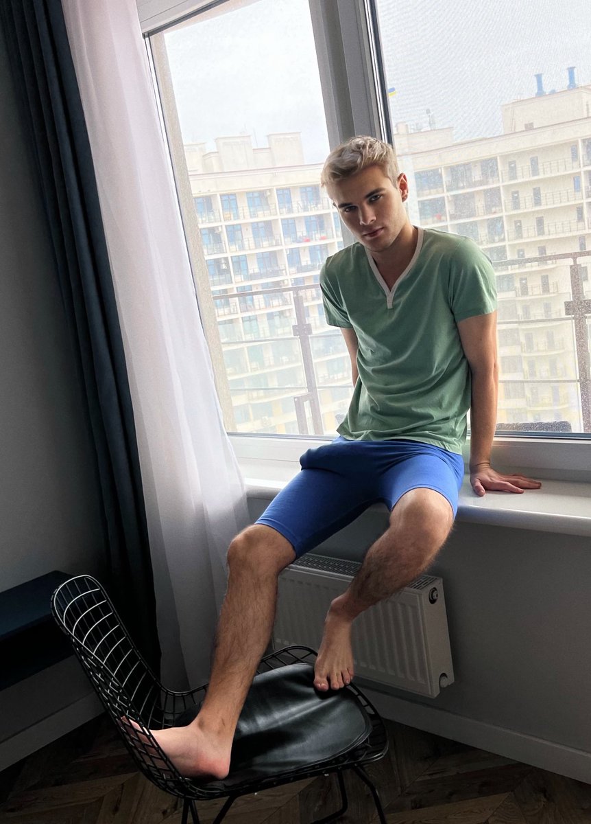 YourRobik tweet media