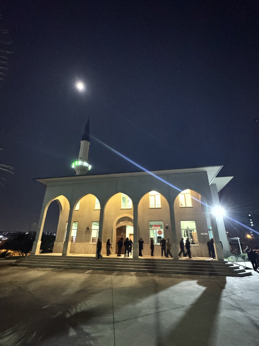 nerkull's tweet photo. 🌙 12 Ramazan 1447
Mağfiret yâ Şehr-i Ramazan 🤍
Teravihler 4+4 eda ediliyor.
#Ramazan2026 #Ramazan1447 
📍Saadet Abdik Camii https://t.co/t2o7pOv8zm