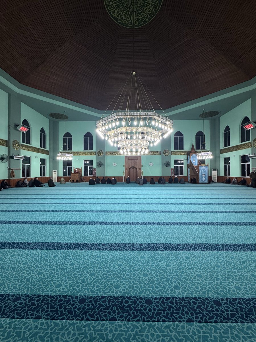 nerkull's tweet photo. 🌙 12 Ramazan 1447
Mağfiret yâ Şehr-i Ramazan 🤍
Teravihler 4+4 eda ediliyor.
#Ramazan2026 #Ramazan1447 
📍Saadet Abdik Camii https://t.co/t2o7pOv8zm