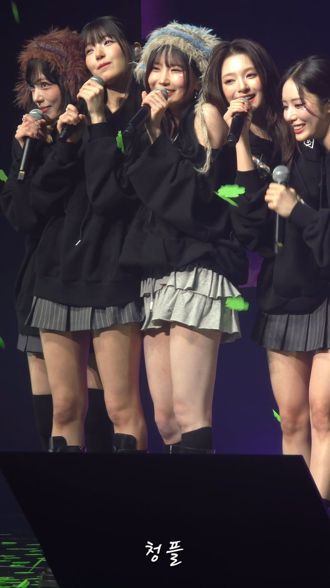 도쿄에서의 마무리 단체 사진
멤버들이 다이뻤다 wwwwww

#fromis_9_WORLDTOUR_ENCORE
#fromis_9 #프로미스나인 #콘서트
#송하영 #박지원 #이채영 #이나경 #백지헌