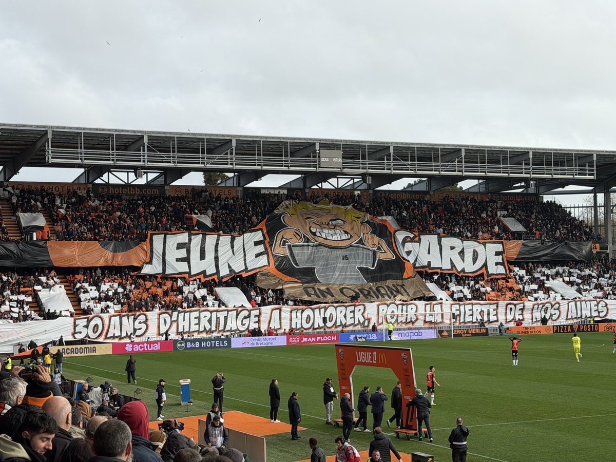 UltrasMadeinFR's tweet photo. ⚽ Lorient - Auxerre
📢 Le tifo des Merlus Ultras pour les 30 ans de la Jeune Garde !
📆 Dimanche 1er mars 2026
📸 @DelfieC29
#FCLAJA https://t.co/7bwruy5lJ2