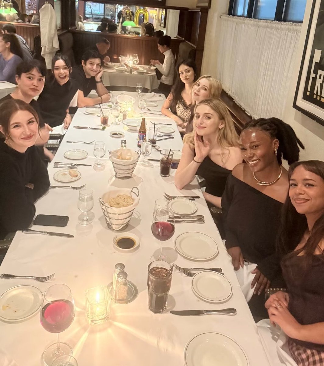 thats my family…. alexa 😭😭😭❤️❤️❤️