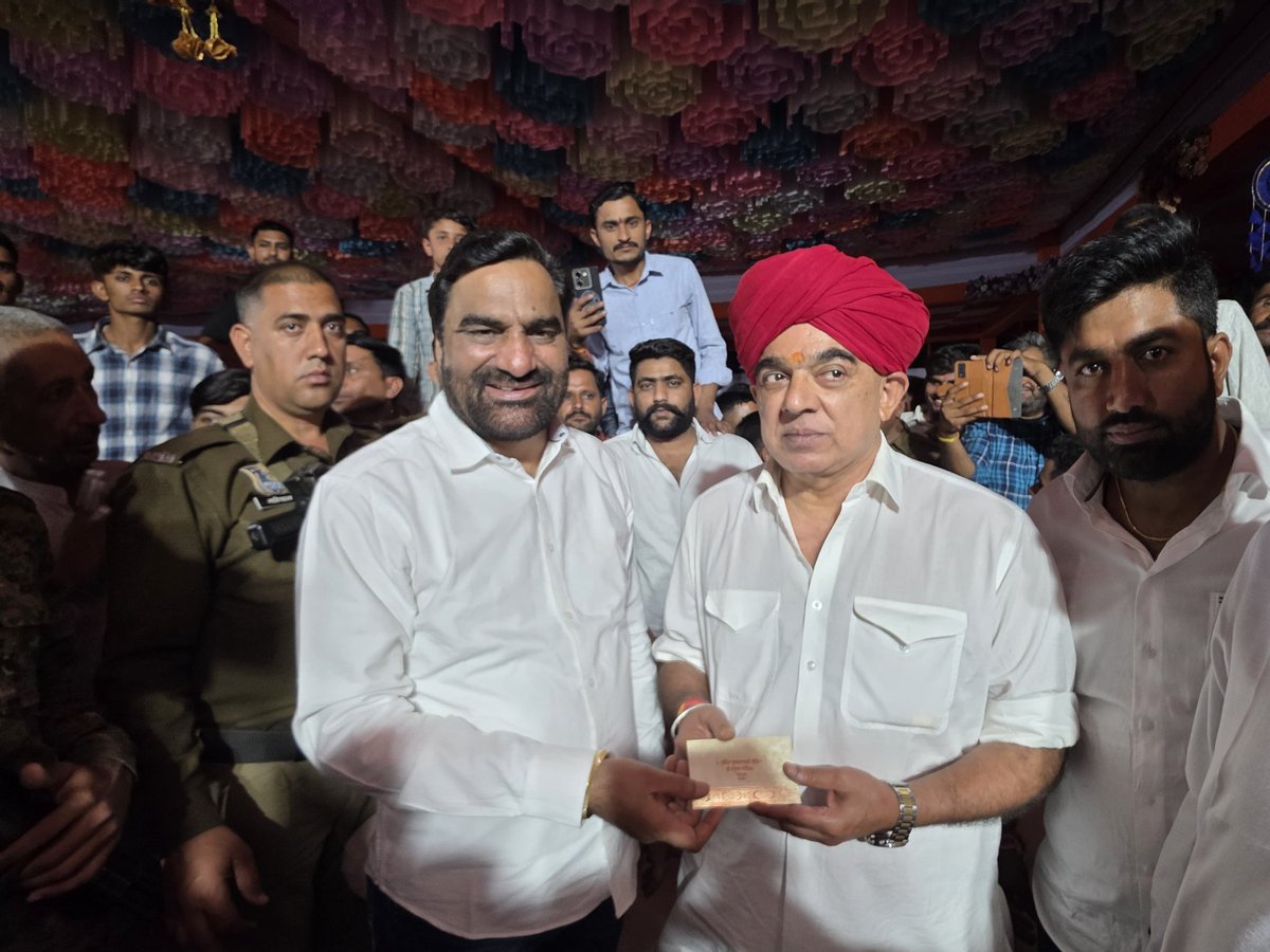 hanumanbeniwal's tweet photo. आज बाड़मेर - जैसलमेर से पूर्व सांसद श्री मानवेंद्र सिंह जी जसोल के पुत्र के विवाह उपरांत बालोतरा जिले के तेमावास (जसोल) में आयोजित आशीर्वाद समारोह में सम्मिलित होकर जसोल परिवार को शुभकामनाएं दी |
@ManvendraJasol https://t.co/nBeBCadBgl