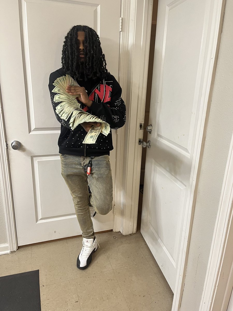 dreyylen_'s tweet photo. Freedaguys #LLdaguys💕🫂 https://t.co/1ry7PVUvP8