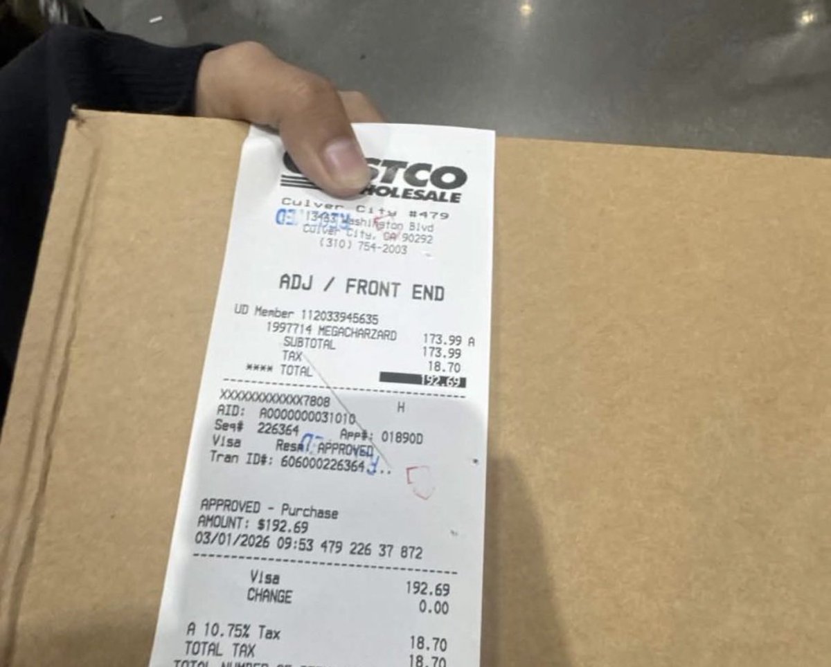 Collectify tweet media