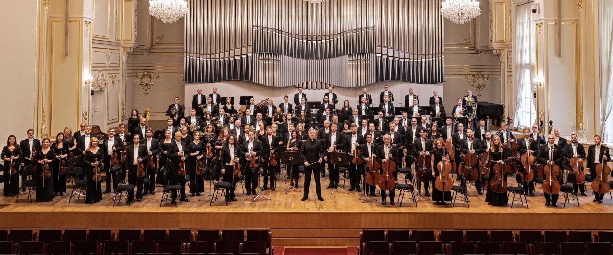 EscenasDigital's tweet photo. Auditorio Nacional de Música @INAEM_Cultura Ciclo Ibermúsica @ibermusica_es Concierto Filarmónica Eslovaca #FilarmonicaEslovaca Daniel Raiskin #DanielRaiskin Alexandra Conunova #AlexandraConunova Noelia Rodiles @NoeliaRodiles Marcos Mimica #MarcoMimika

https://t.co/C4tAm5Xvfk https://t.co/WRzSZf6OCg