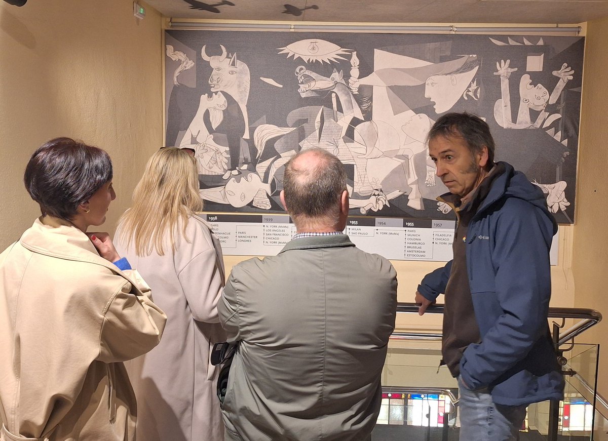 Guernica Gernikara tweet media