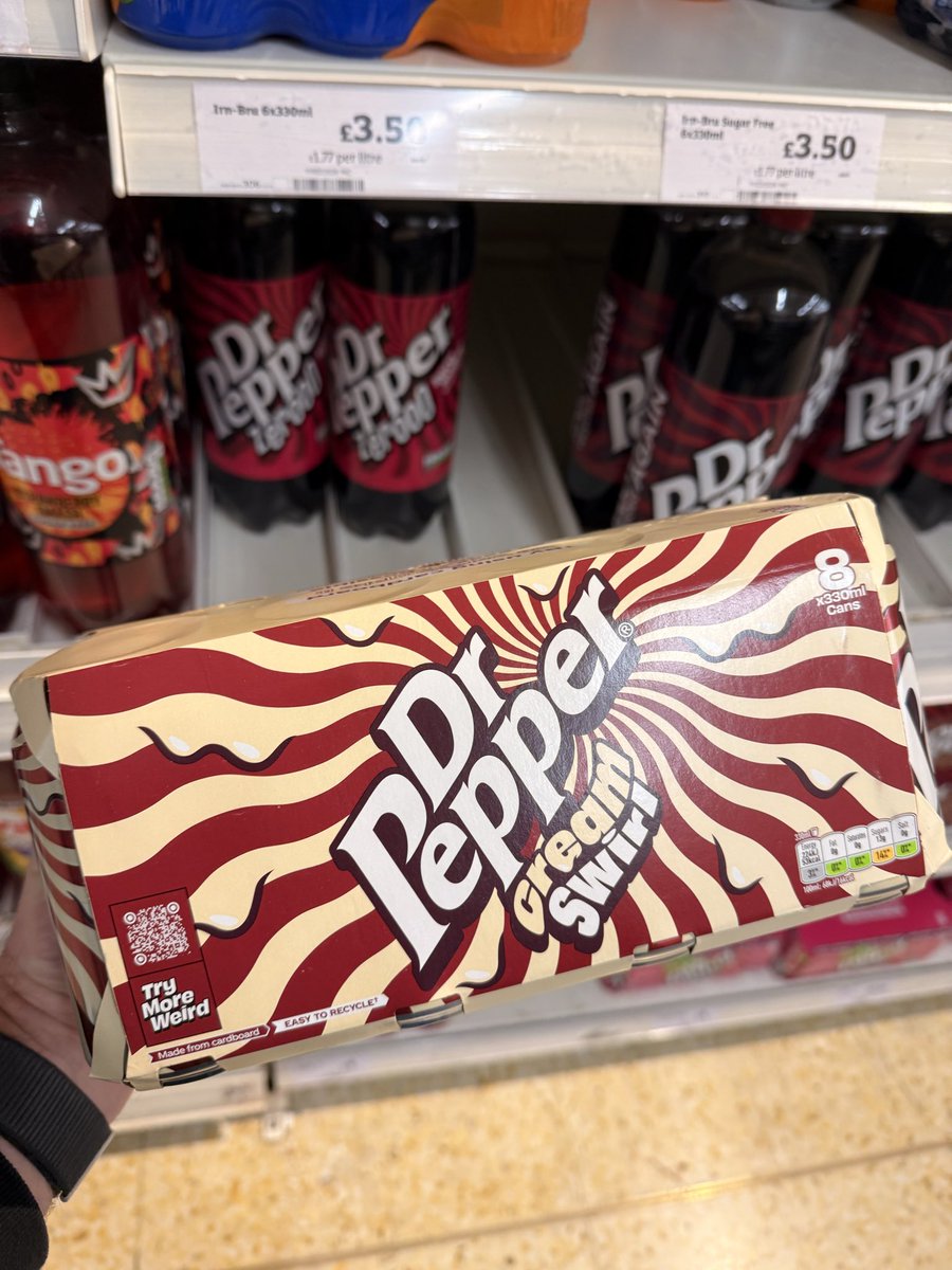 All_Things_New_'s tweet image. Cream Swirl Dr Pepper! 🥤🍭 At Sainsbury’s #drpepper #creamswirl #wellthisisnew