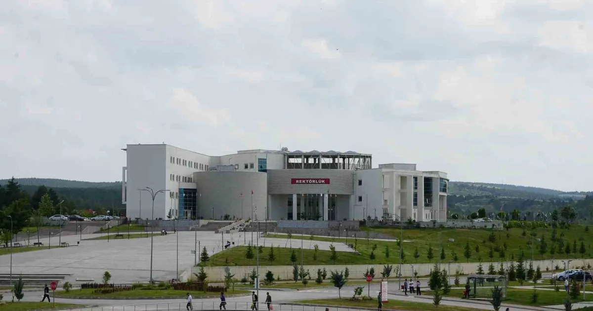 haberxr's tweet image. Kastamonu Üniversitesi'nde Patent ve Tasarım Başvurusu Arttı dlvr.it/TRDfNk #KastamonuÜniversitesi #Patent #Tasarım #FikriMülkiyet #TeknolojiTransferi