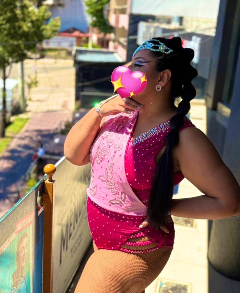 SB_dommel's tweet photo. Ayer fue el día del bailarín, o sea mi día. 
Porque a parte de una súper Diosa también soy bailarina.
Aún estás a tiempo de arrastrarte y 
enviarme tus felicitaciones + regalito 💸
Apúrate inútil.

Findom EsclavoFinanciero Paypig Cornudo https://t.co/VnfM0W4bxk