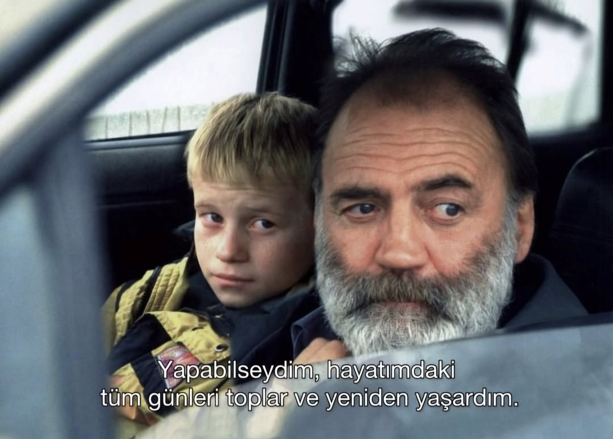 "yapabilseydim, hayatımdaki tüm günleri toplar ve yeniden yaşardım."

eternity and a day.
theodoros angelopoulos.
1998.