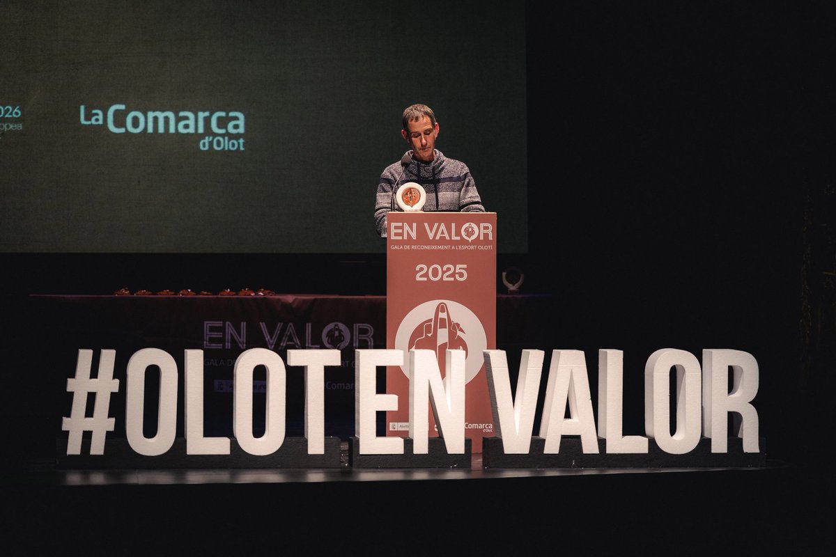 CB La Vall d'en Bas tweet media