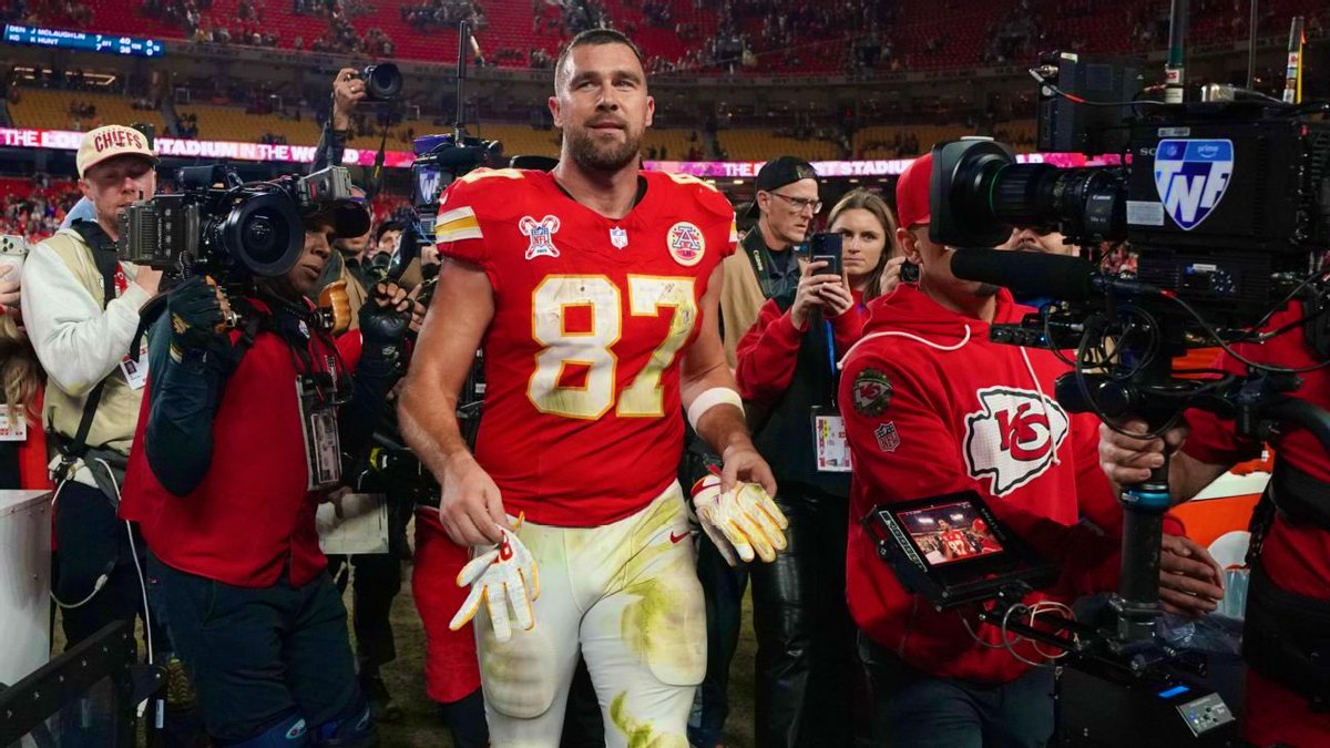 Travis Kelce will likely share his decision within the next week or two around retirement or playing in the 2026 NFL Season 👀

No matter what 87 chooses…

He’s already given this franchise and fanbase more than we ever could’ve asked for.

All-time great. All-time Chief. ❤️