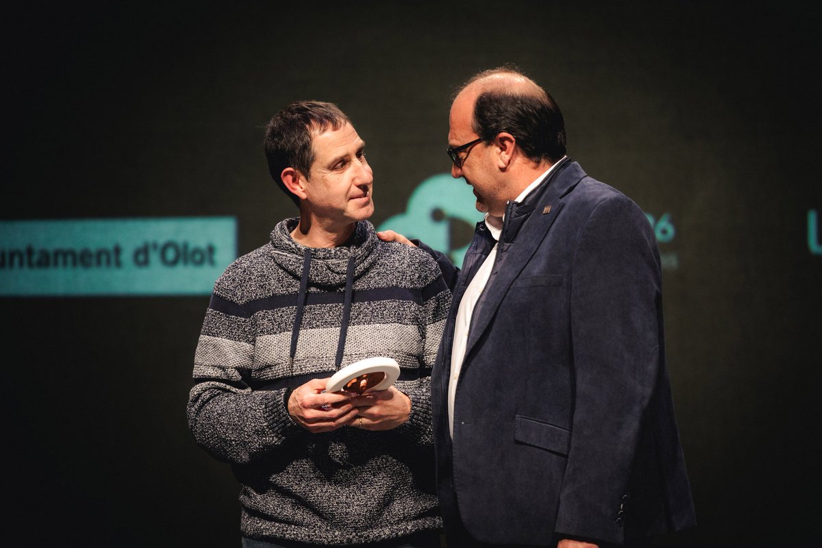 CB La Vall d'en Bas tweet media