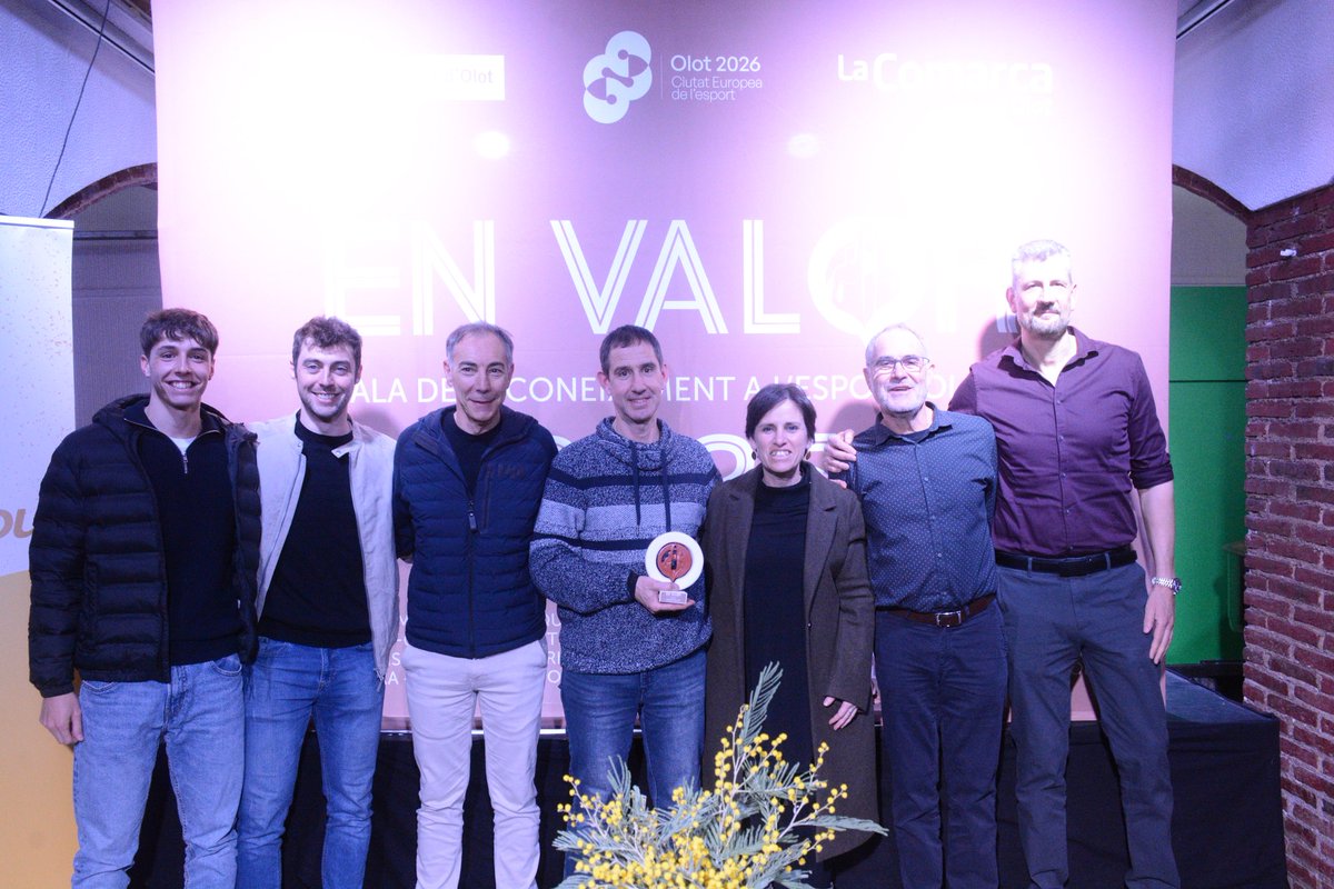 CB La Vall d'en Bas tweet media