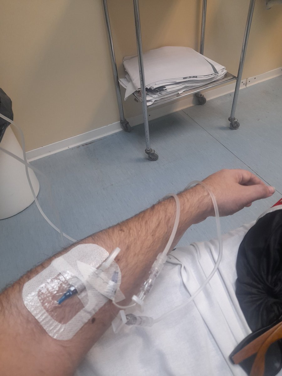 Llàtzer 🍏🎼🎵🎶 tweet media