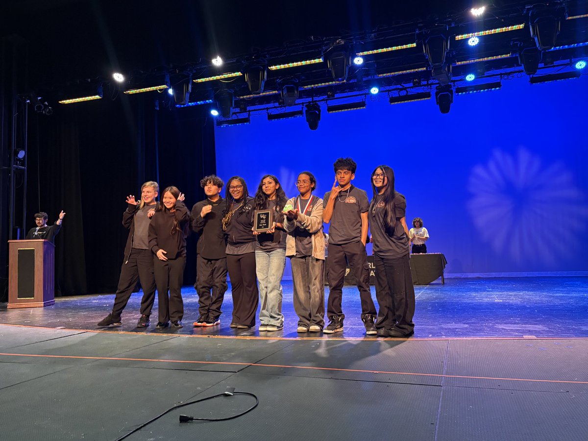 Mrs. Banks tweet media