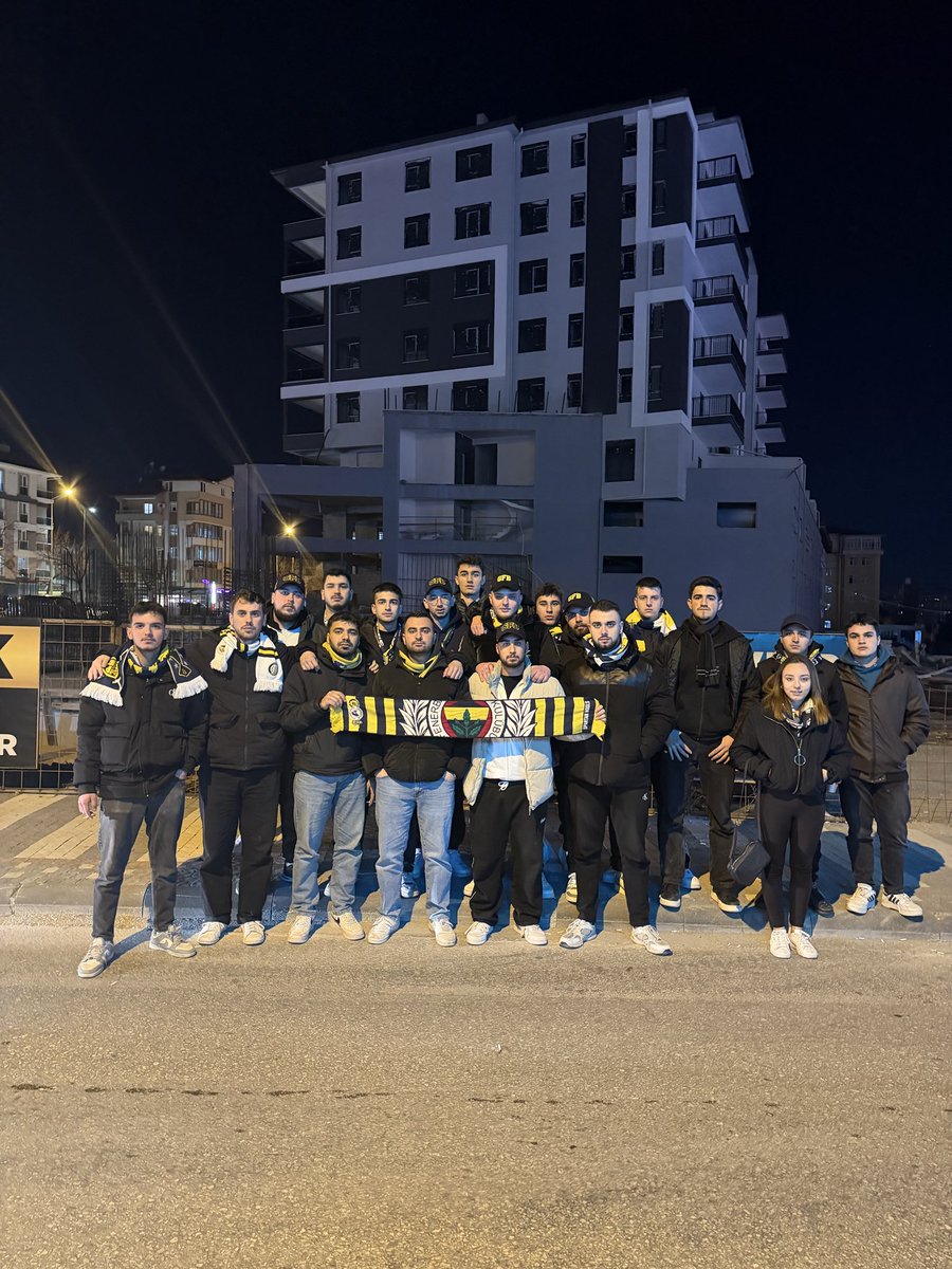 FENERBAHÇE'mizi antalyaspor karşısında desteklemek için kardeşlerimizle toplandık
#spartanhools
