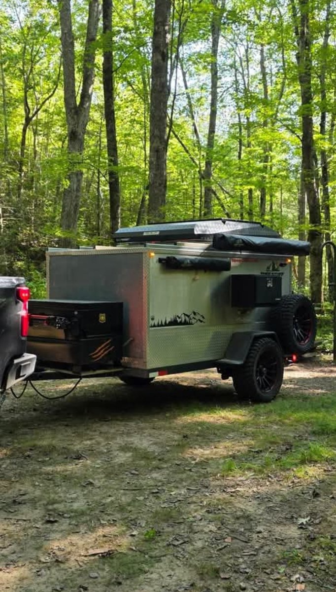 OffRoadCampBoys's tweet image. One year ago today,  my son and I started building our solar powered mobile high clearance off-road,  off-grid basecamp!

Took us 3 months (mostly weekends) from starting before the first big voyage after starting with just a welded base frame. 

#overlanding
#Starlink