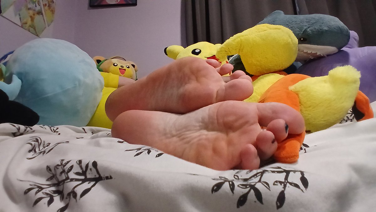Happy sole sunday, you all know what to do. 💜

Gorgeous soft, and here for your admiration... so stare~

You're seeing this tweet, so you know you're meant to~