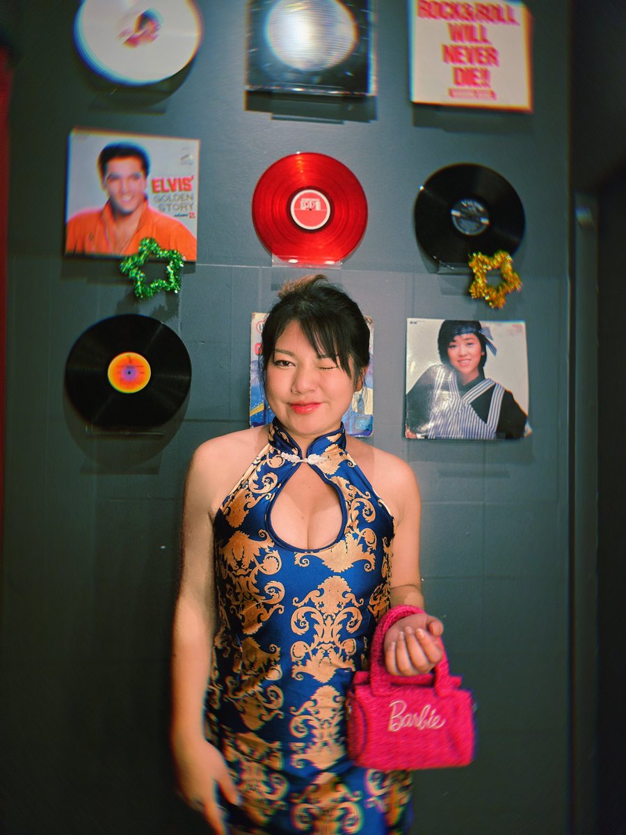 Kiss hell tweet media