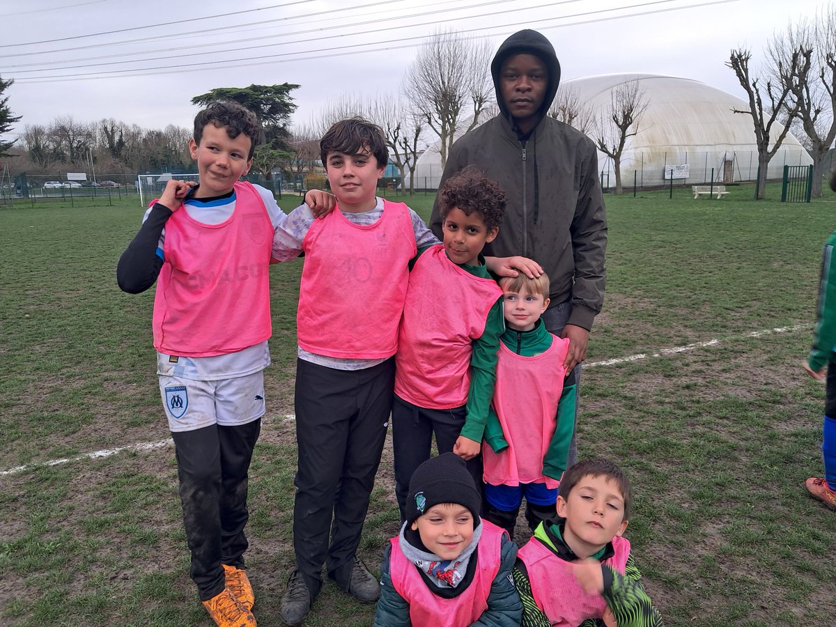 ES Frettoise tweet media