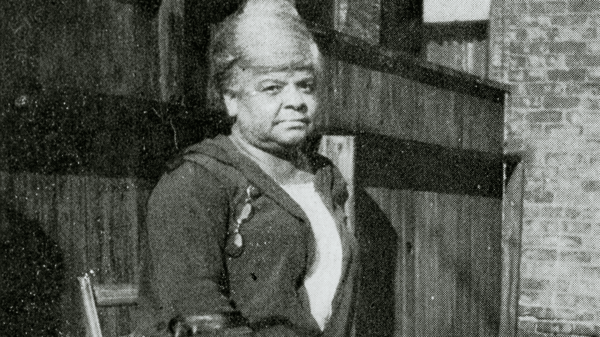 Chicago Public Library tweet media