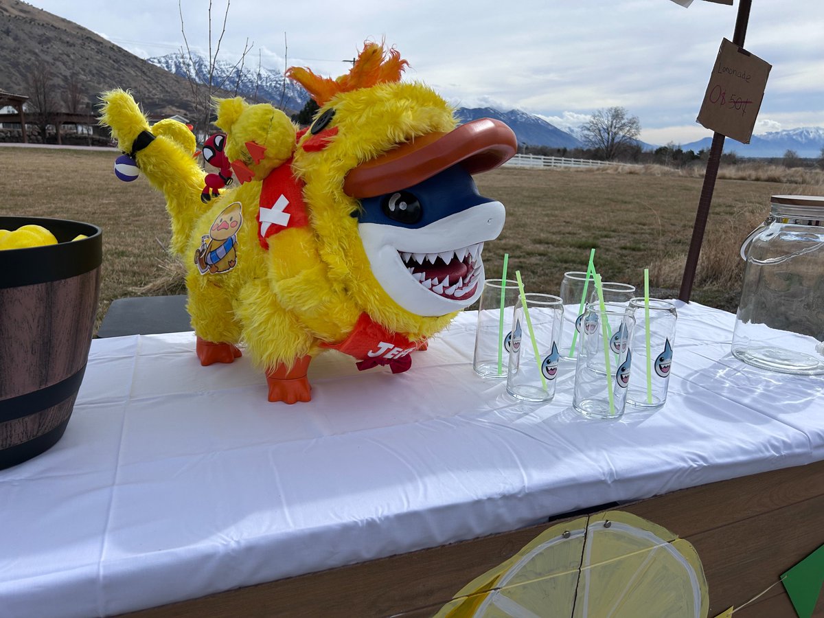 Come see Jeff and the lemonade stand at the event! #jeffthelandshark #marvelrivals