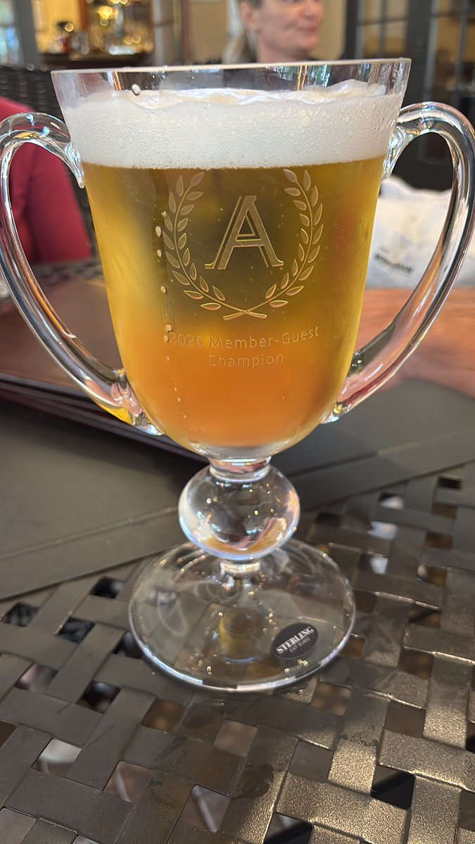 RGrevers21's tweet photo. Welcome to March, we made it. Cheers. https://t.co/JmWPERAnvl