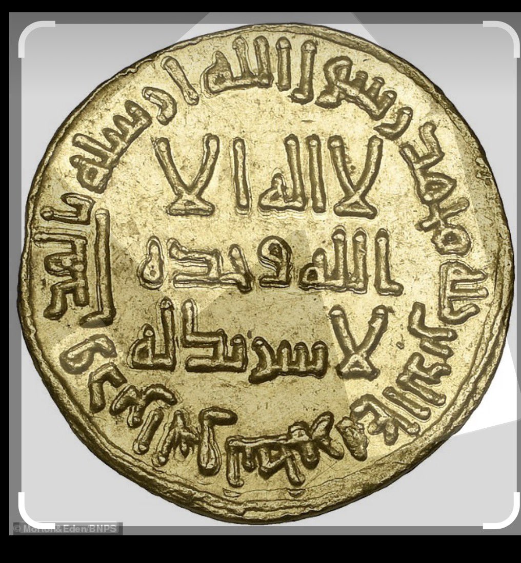 كلنا لى ارض الحرمين الشريفين بى كل مانملك بايعنا الله ورسوله عليها ثم خادم الحرمين الشريفين الملك سلمان بن عبدالعزيز وولي عهده الامينً 🇸🇦⚔️🇸🇦⚔️