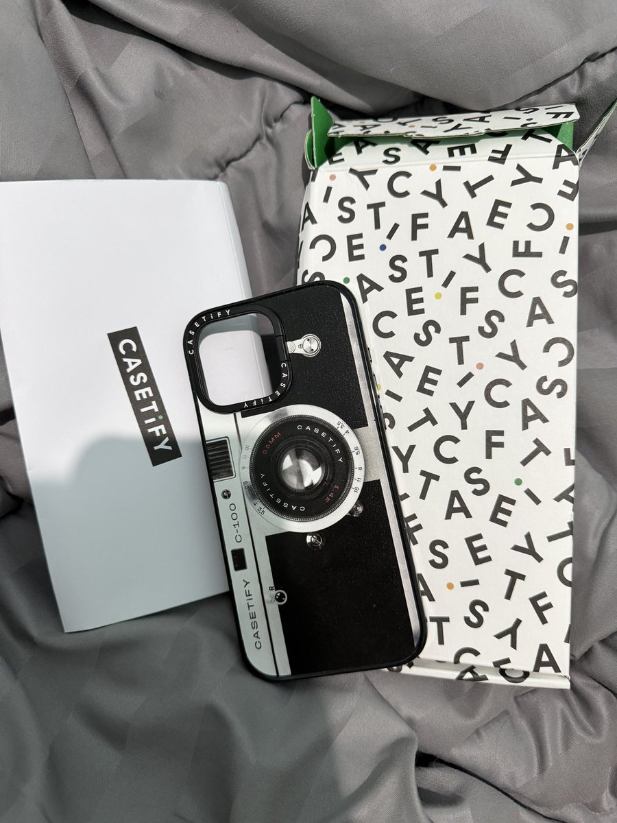 [WTS] Preloved Casetify iPhone 16 Pro Max Model: Camera Case - Retro ...