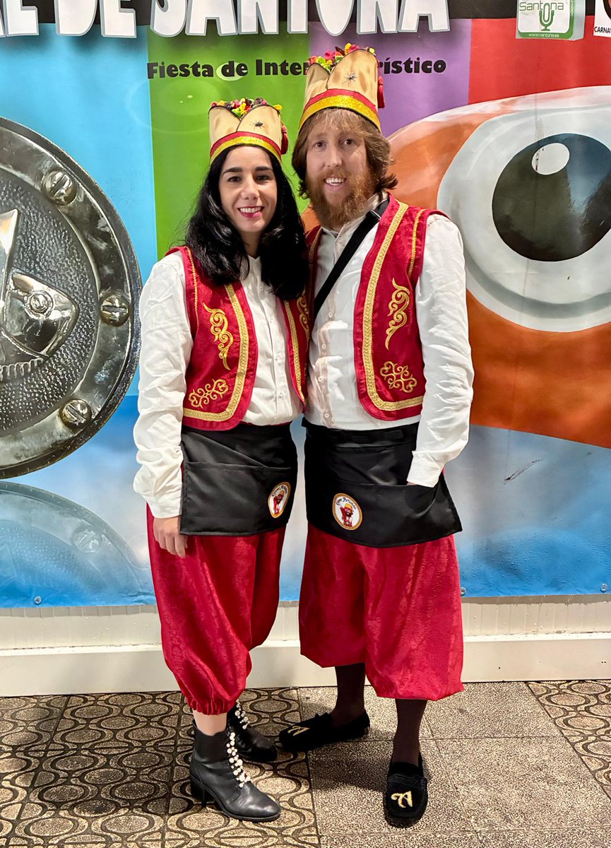roberinmabos's tweet photo. Carnaval 2026 te avisé y no te engañé, tocó descansar
Por vosotros. 
Si algo me ha regalado este carnaval es verte por mi primera vez cantando en las tablas con tus 3 añitos. 
Otro maravilloso año con @murgaartistas diferente? si, pero especial como siempre. 
2027 vuelvo a por ti https://t.co/yPwaq8UiLe