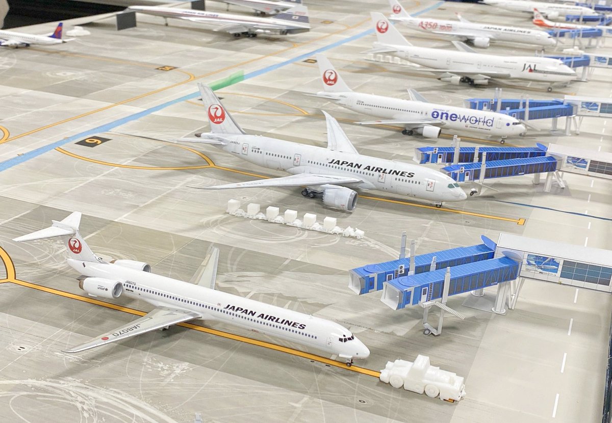 旅客機プラモフェス tweet media