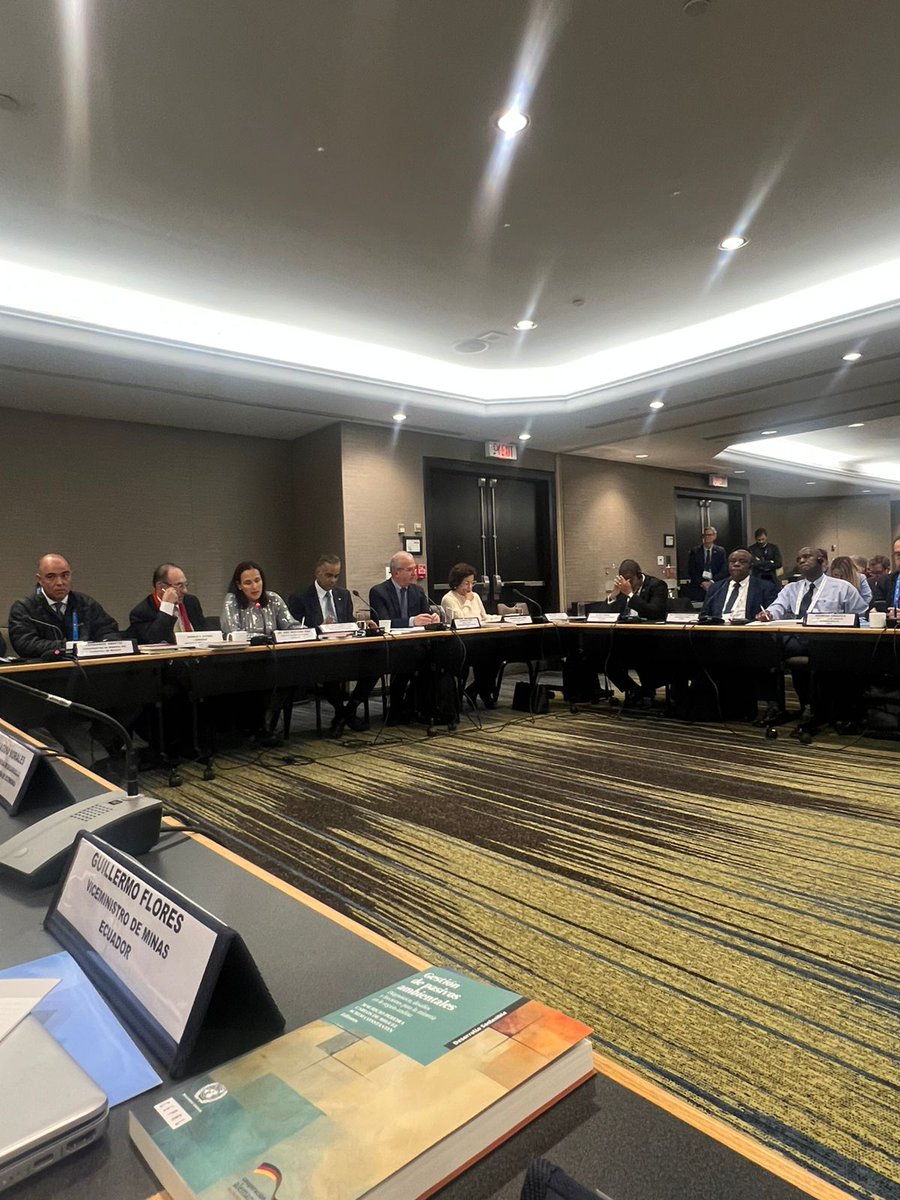 📍 [AGENDA INTERNACIONAL]

🇪🇨 🇨🇦 EN CANADÁ | La ministra <a href="/inesmanzano/">Ines Manzano</a>  participó en la Reunión Intersesional 2026 de la Conferencia de Ministerios de Minería de las Américas (CAMMA), organizada por la <a href="/cepal_onu/">CEPAL</a> para América Latina y el Caribe. En esta convención estuvieron