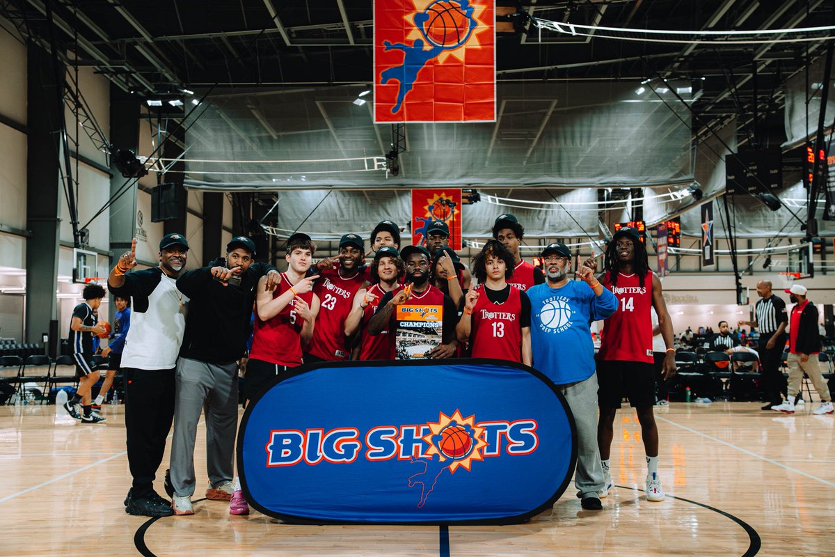 BIG SH🏀TS tweet media