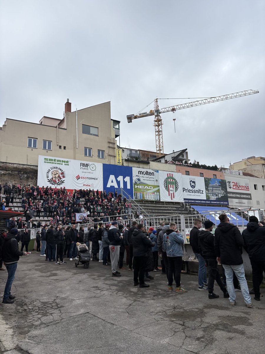 The_Real_Jacko's tweet photo. 🇨🇿 FNL - Viktoria Zizkov 2-1 MFK Chrudim 🇨🇿
Sun 1st March - 10:15am KO
🍻2,60eur
🎫 9eur
Great morning out watching proper football in an old school ground. #viktoriazizkov  #groundhopping https://t.co/giIU0RFSc3