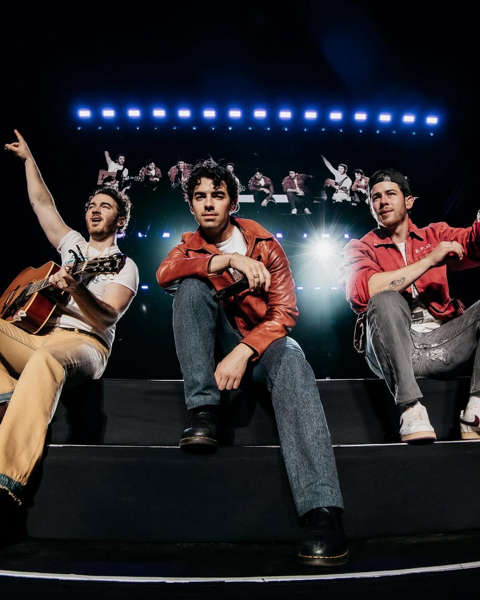 Oh, Australia, how we’ve missed you. 🥹 Who’s coming to Sydney night one #FORTHETOUR? We can’t wait!