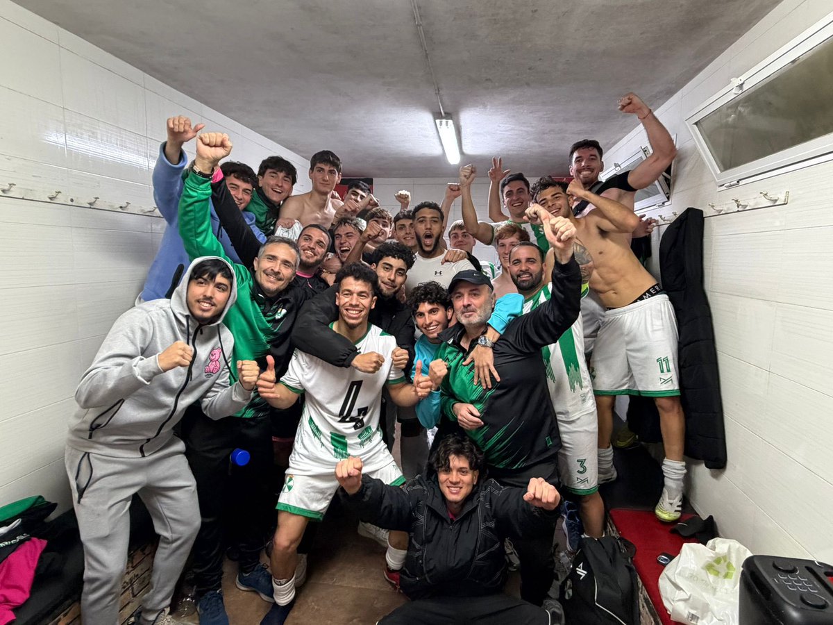 FINAL | <a href="/cordoba_cfsad/">Córdoba CF SAD</a> 1-0 <a href="/LosleonesPZB/">C.D. Peña Los Leones</a> 

El gol de Manu Muñoz nos permite sumar por fin un ➕3️⃣ después de tanto tiempo.

Seguimos en la lucha, pelearemos hasta el final 💪💪

¡Vamos Córdoba Club de Fútbol SAD! 🤍💚
#LaHistoriaContinúa #CCFSADPeñaLeones