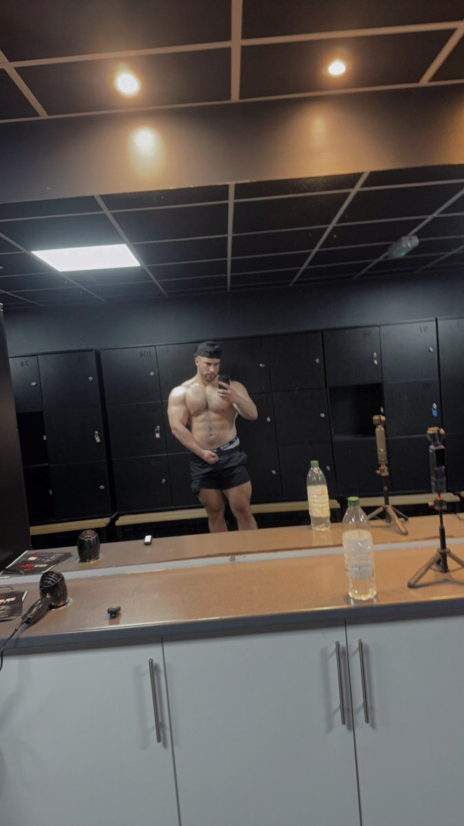 philslockedin's tweet photo. 4 weeks left of the bulk 🤝🏼 https://t.co/vcVGhvZHix