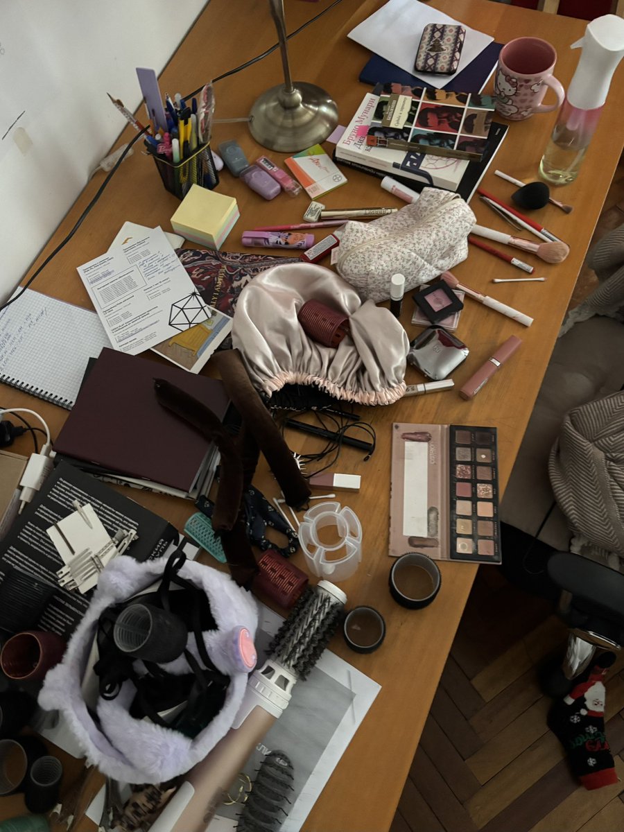 Анастасия В tweet media