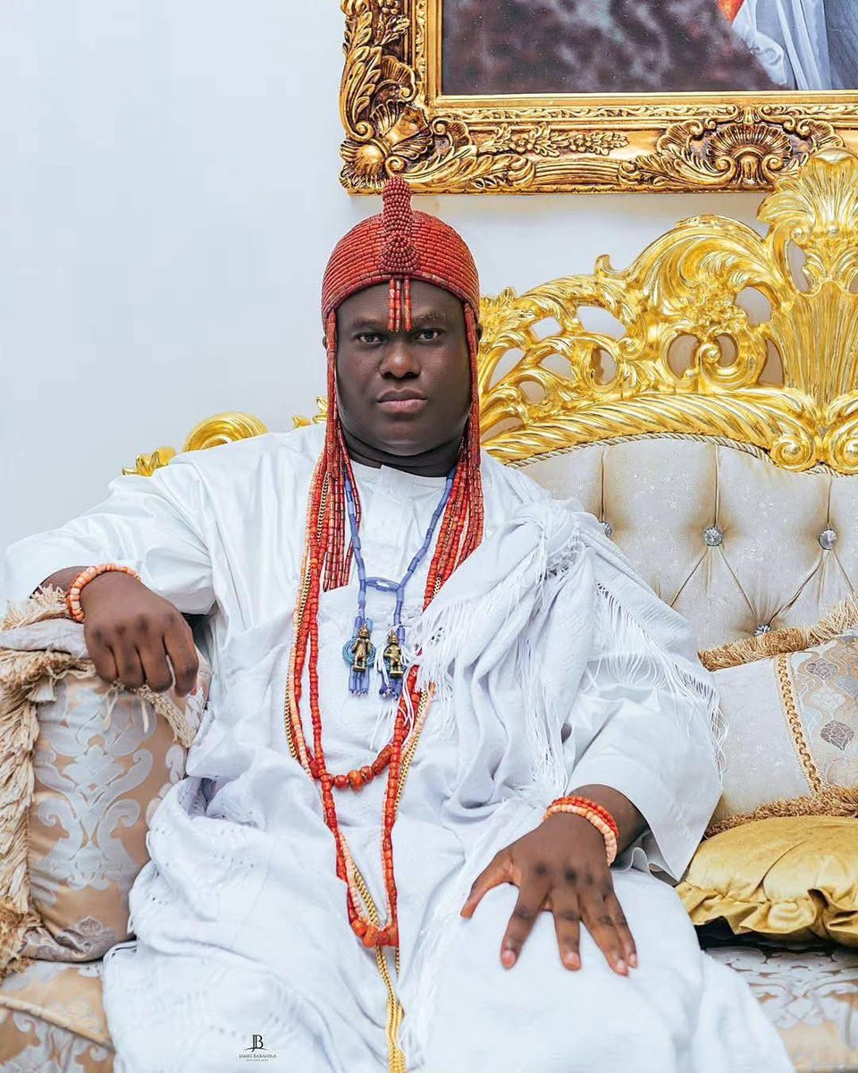 OONIRISA is presently the highest private employer of labour in South West Nigeria asides from Aliko Dangote. OONI currently pays salaries of over 12,000 people directly across Osun, Oyo, Ekiti, Ondo, Lagos and even up till Kwara State through his OJAJA PAN AFRICA CONGLOMERATE