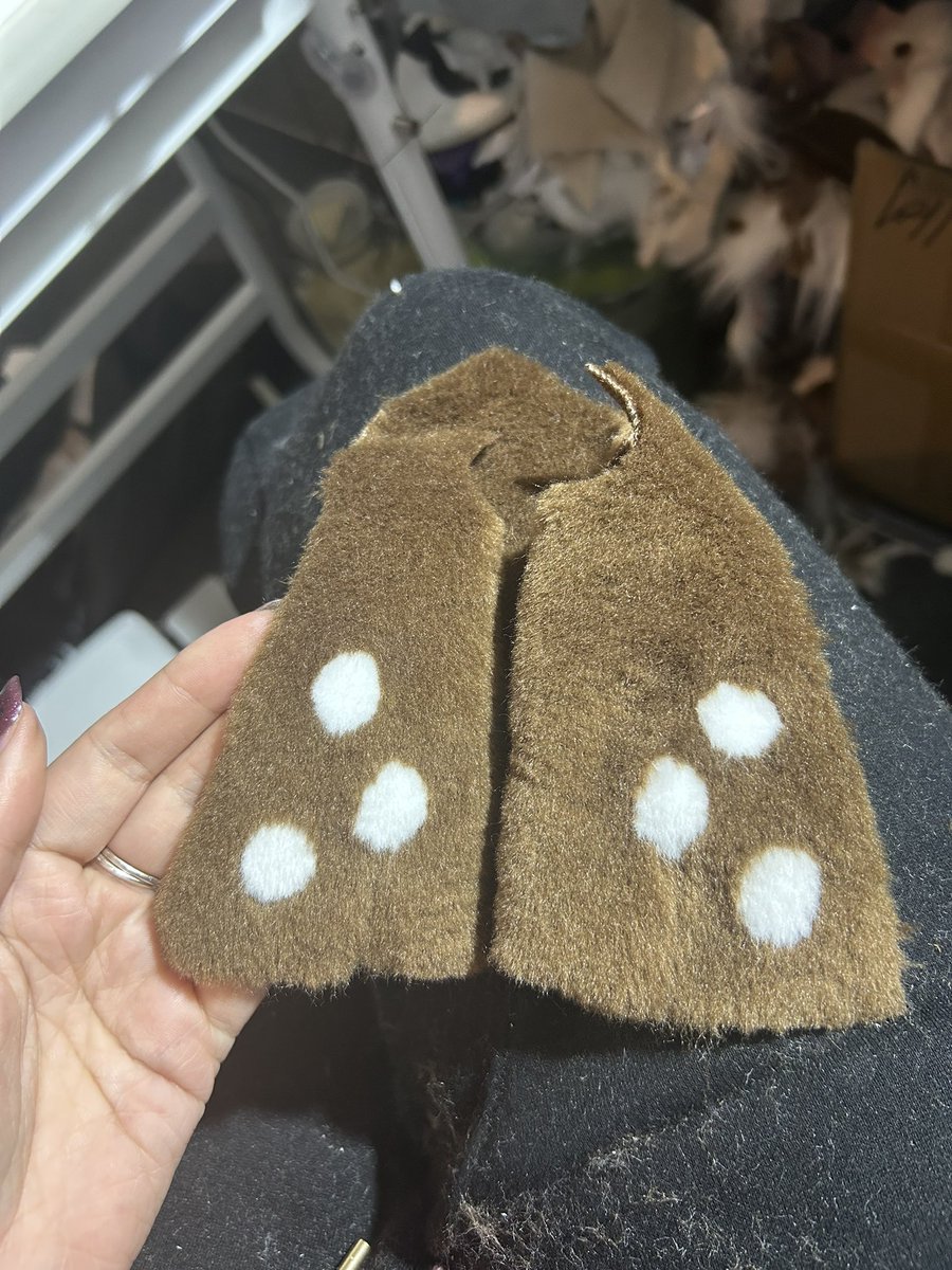 FuzzyFurCreations 🔜 NFC tweet media