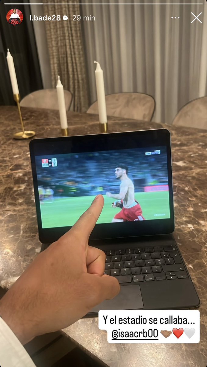 Gerardodepablo_'s tweet photo. 👀👀 El mensaje de Badé en instagram tras el empate del #SevillaFC en La Cartuja. 

“Y el estadio se callaba…” con mención a Isaac Romero por su gol. 

#ElGranDerbi https://t.co/nQ9wDKYMtb