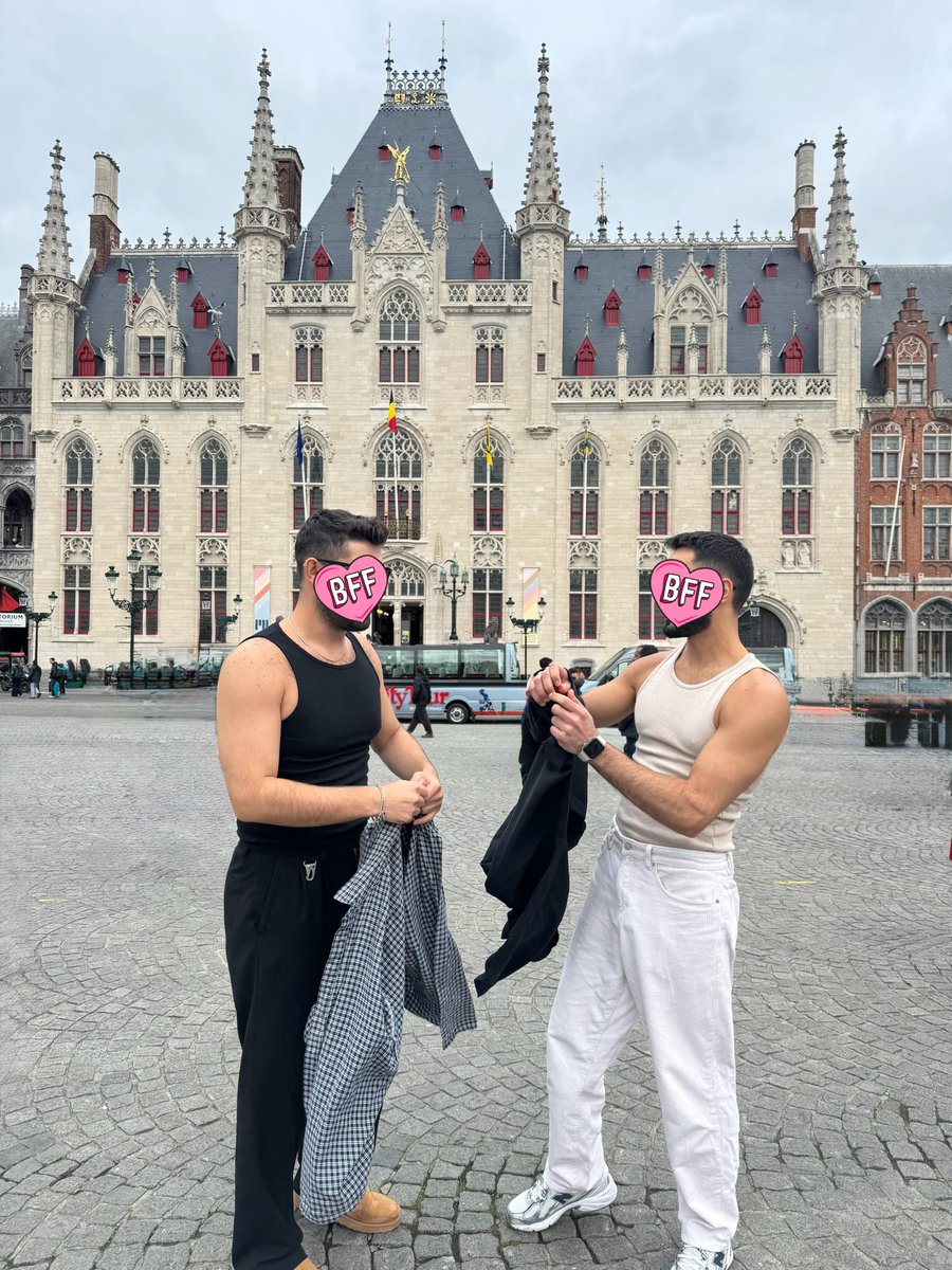 couple_m_m's tweet photo. Moments in Bruges 🇧🇪 https://t.co/PMGB4EsOcl
