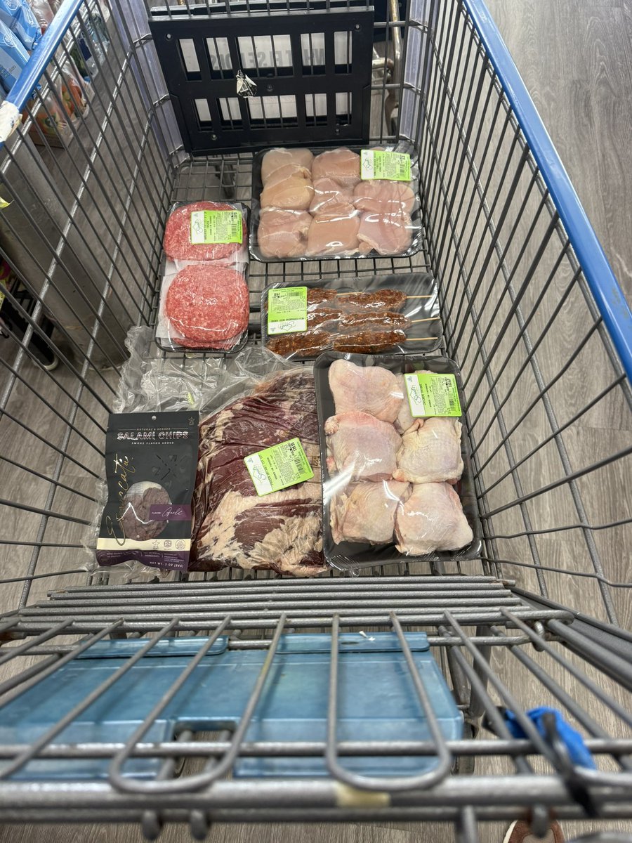Juicewag's tweet photo. Quarterly trip to Skokie to #MeatUp https://t.co/4tawNB1n2X
