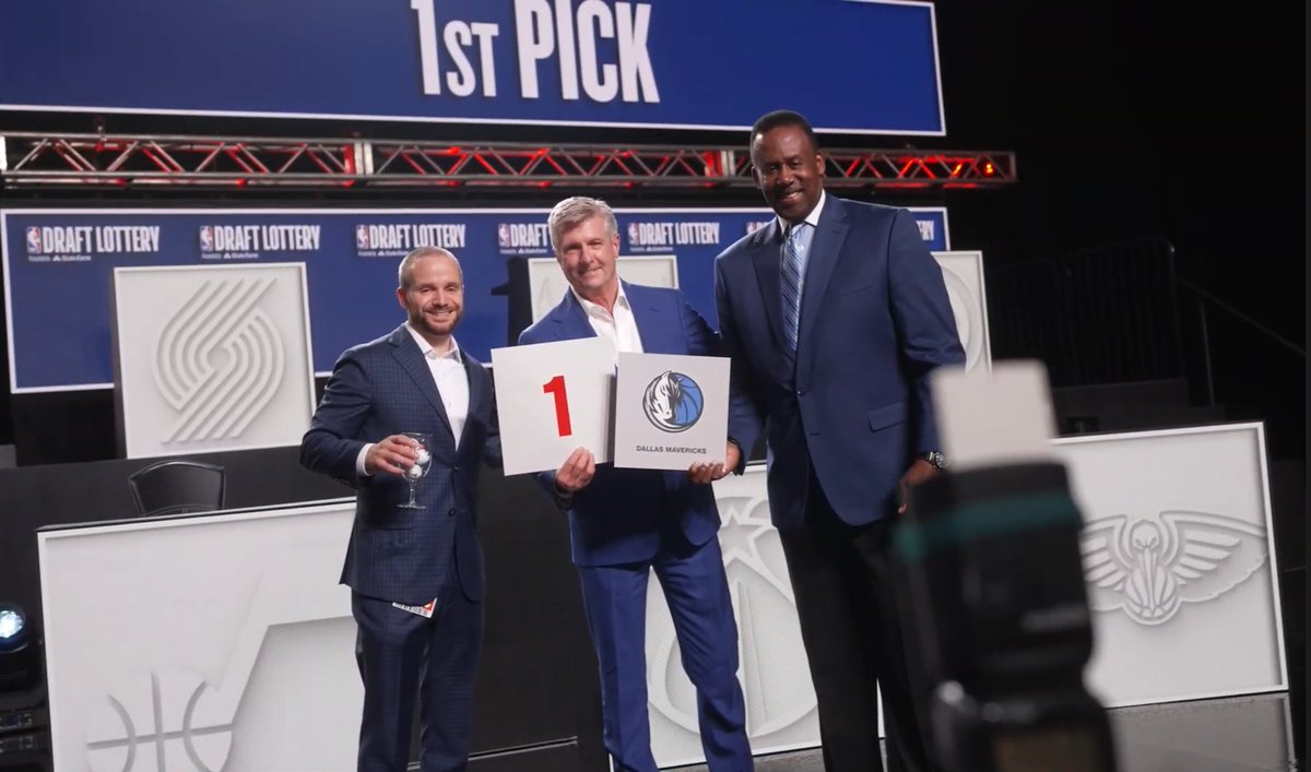 TheDanaLarson's tweet photo. Excited to have Mavs Co-GM Matt Riccardi join us LIVE pregame tonight! His journey from growing up in Plano to #Mavs front office is an amazing one.  We talk about his n. texas roots + roster blueprint + building around Cooper Flagg ✨

MAVS CENTERCOURT 6:30pm MavsTV &amp; KFAA🏀 https://t.co/arSv2cX6xD