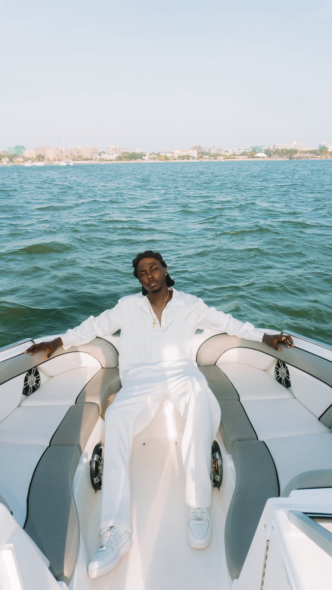 BAYANNI THE ORACLE 🔱 tweet media