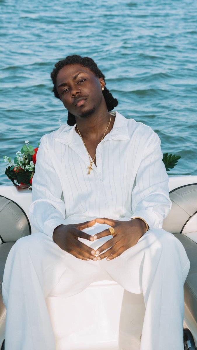 BAYANNI THE ORACLE 🔱 tweet media